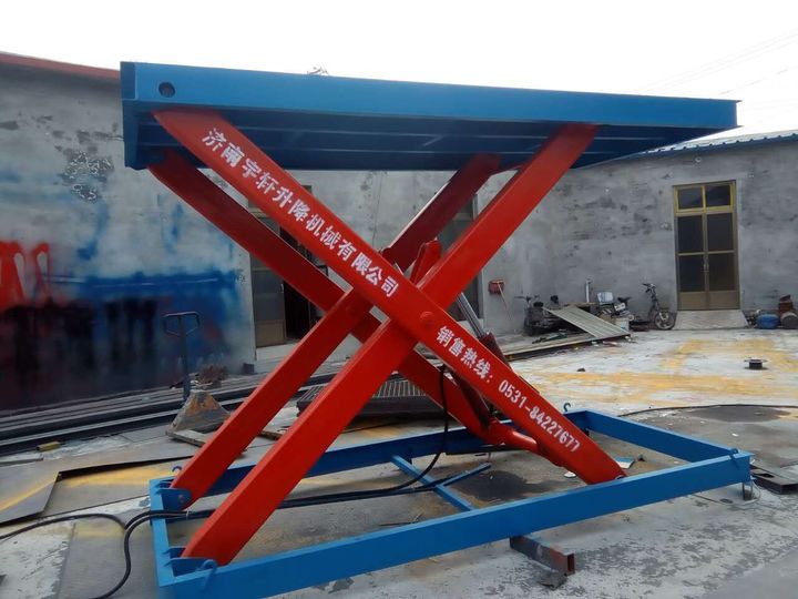 裝卸（xiè）車液壓（yā）升降平台