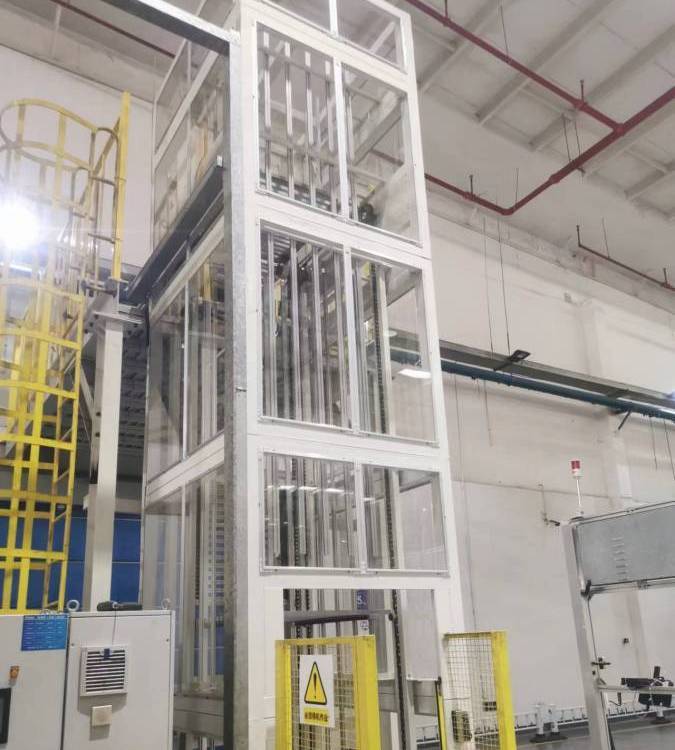 往複式貨物提升機